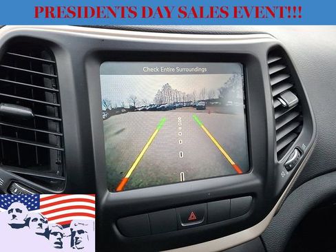 Used 2014 Jeep Cherokee Limited image 24