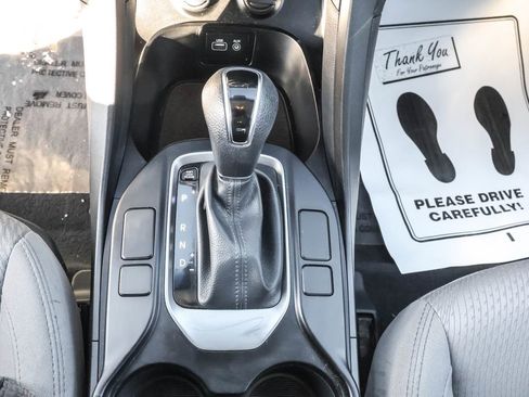 Used 2017 Hyundai Santa Fe Sport image 23