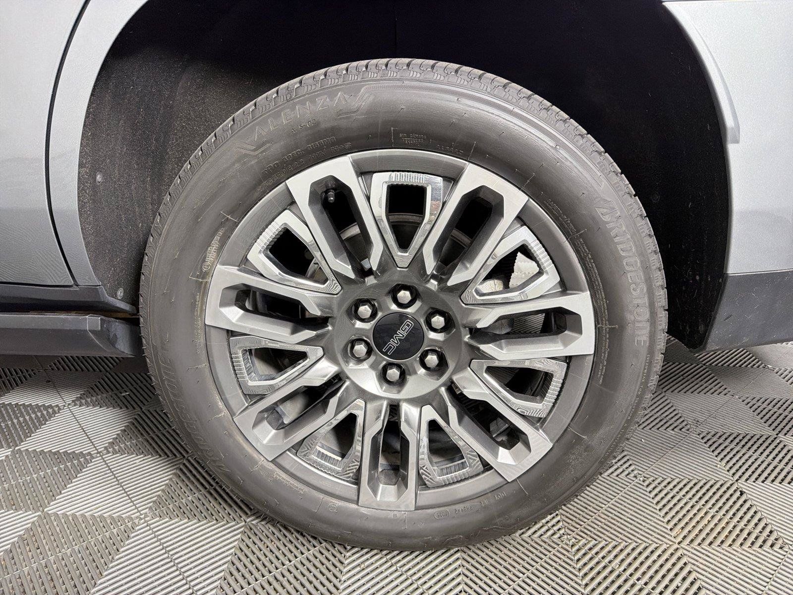 Certified 2024 GMC Yukon Denali Ultimate AWD/4WD image 20