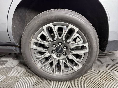Certified 2024 GMC Yukon Denali Ultimate AWD/4WD image 20