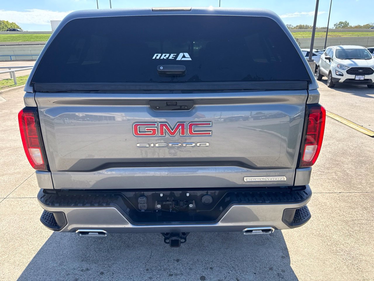 Used 2021 GMC Sierra 1500 Elevation w/ X31 Off-Road Package AWD/4WD image 9
