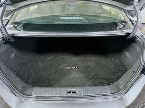 Used 2024 Nissan Sentra SV image 26