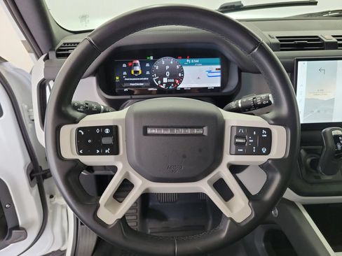 Used 2025 Land Rover Defender 110 S AWD/4WD image 21