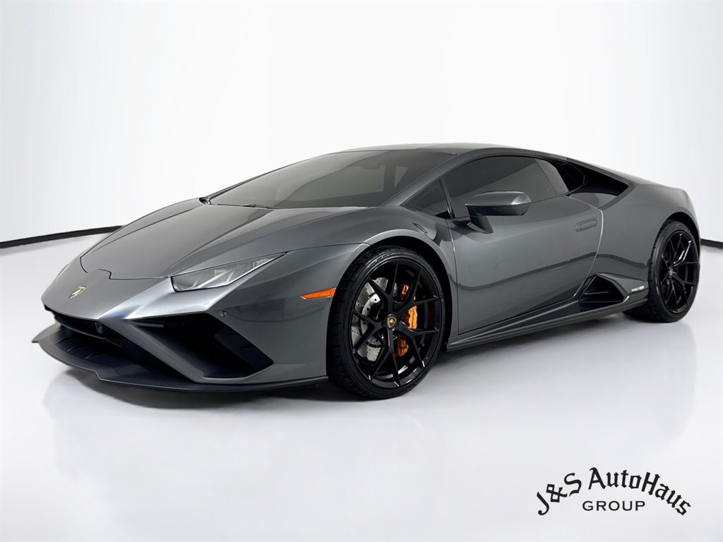 Used 2020 Lamborghini Huracan EVO RWD image 3