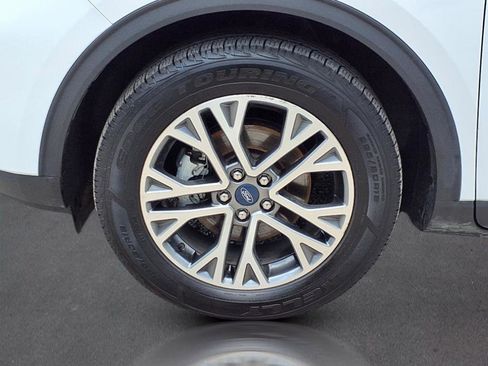 Used 2022 Ford Escape SEL image 8