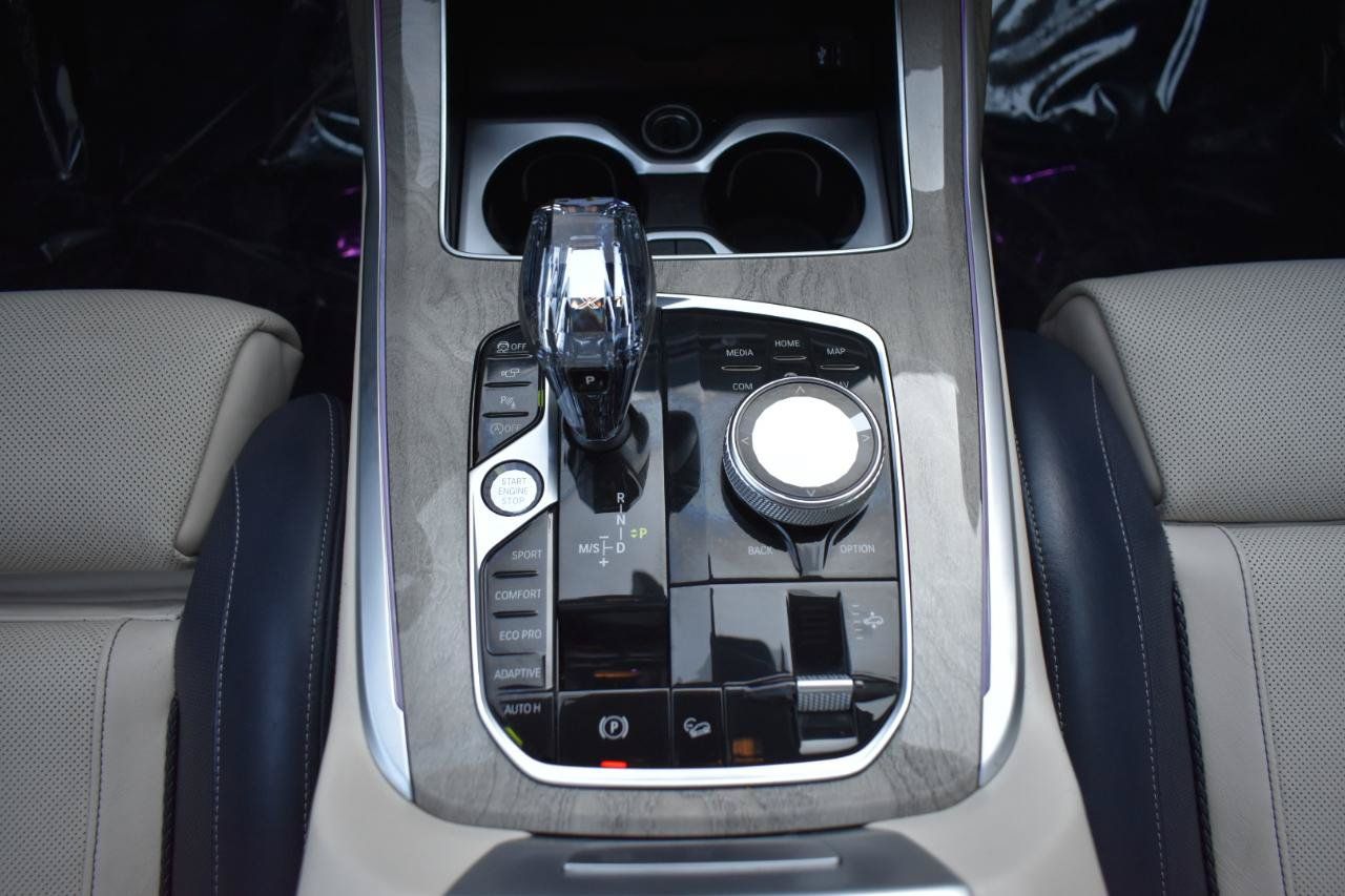 Used 2019 BMW X7 xDrive40i w/ Premium Package AWD/4WD image 27