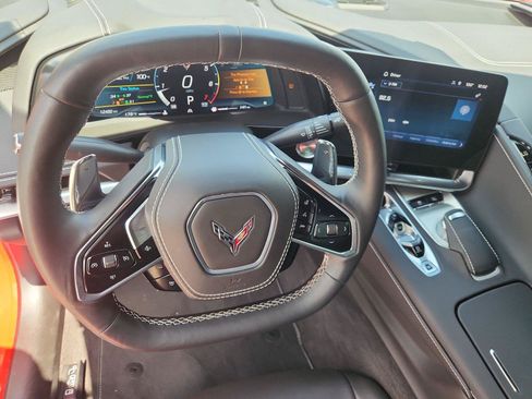 Used 2025 Chevrolet Corvette Stingray Preferred Cpe w/ 2LT RWD image 11