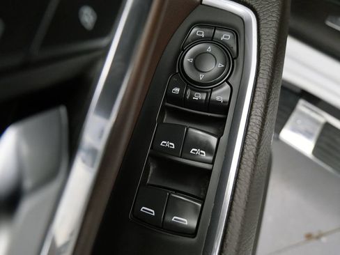 Used 2024 GMC Sierra 2500 Denali w/ Denali Reserve Package AWD/4WD image 14