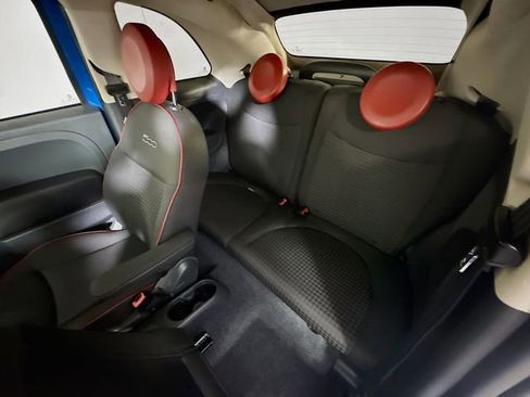 Used 2017 FIAT 500 Pop image 23