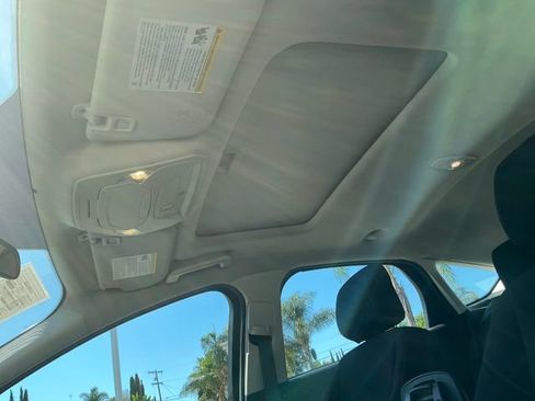 Used 2018 Ford Focus SEL FWD image 21