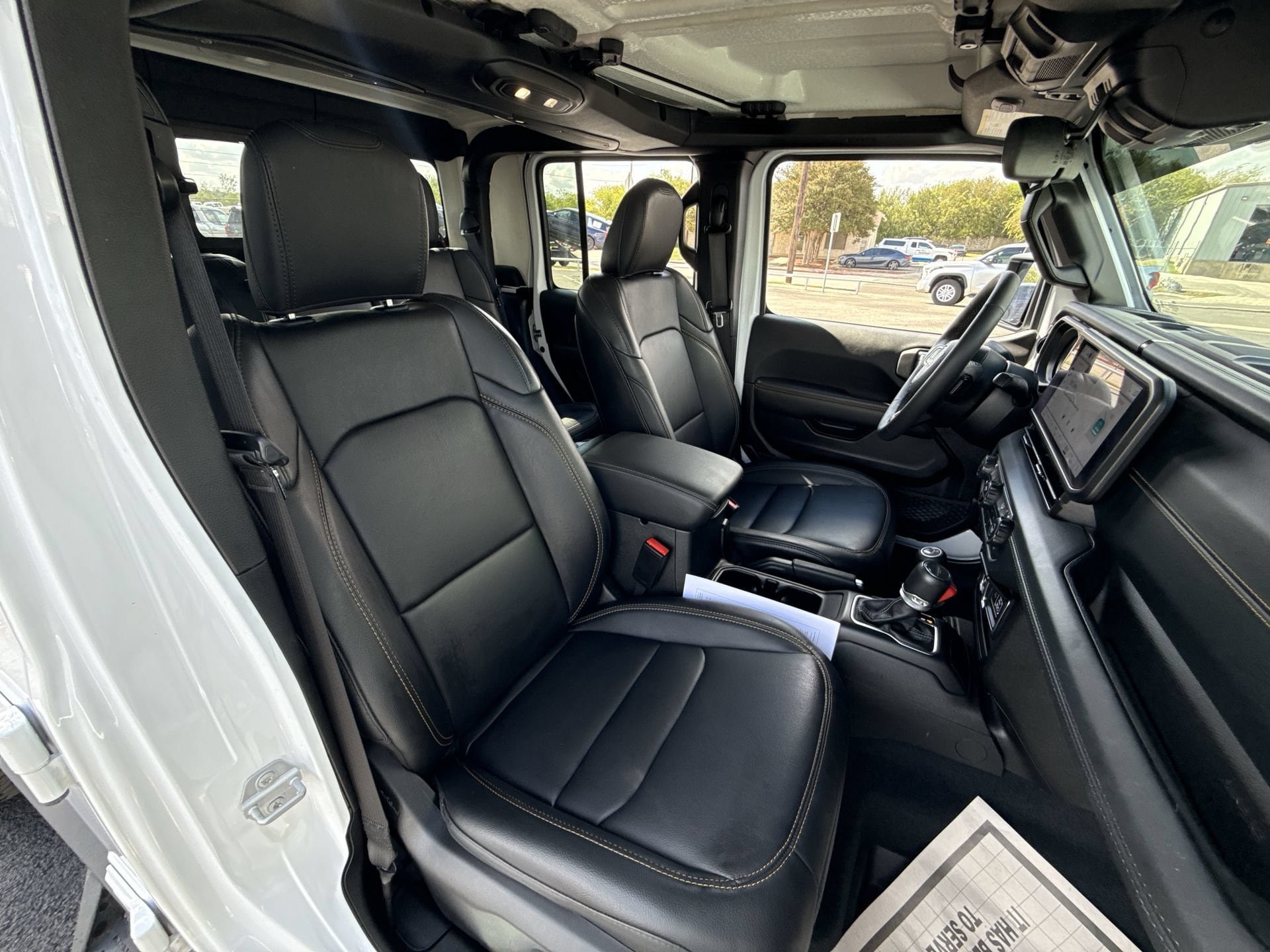 Used 2025 Jeep Gladiator Sport AWD/4WD image 26