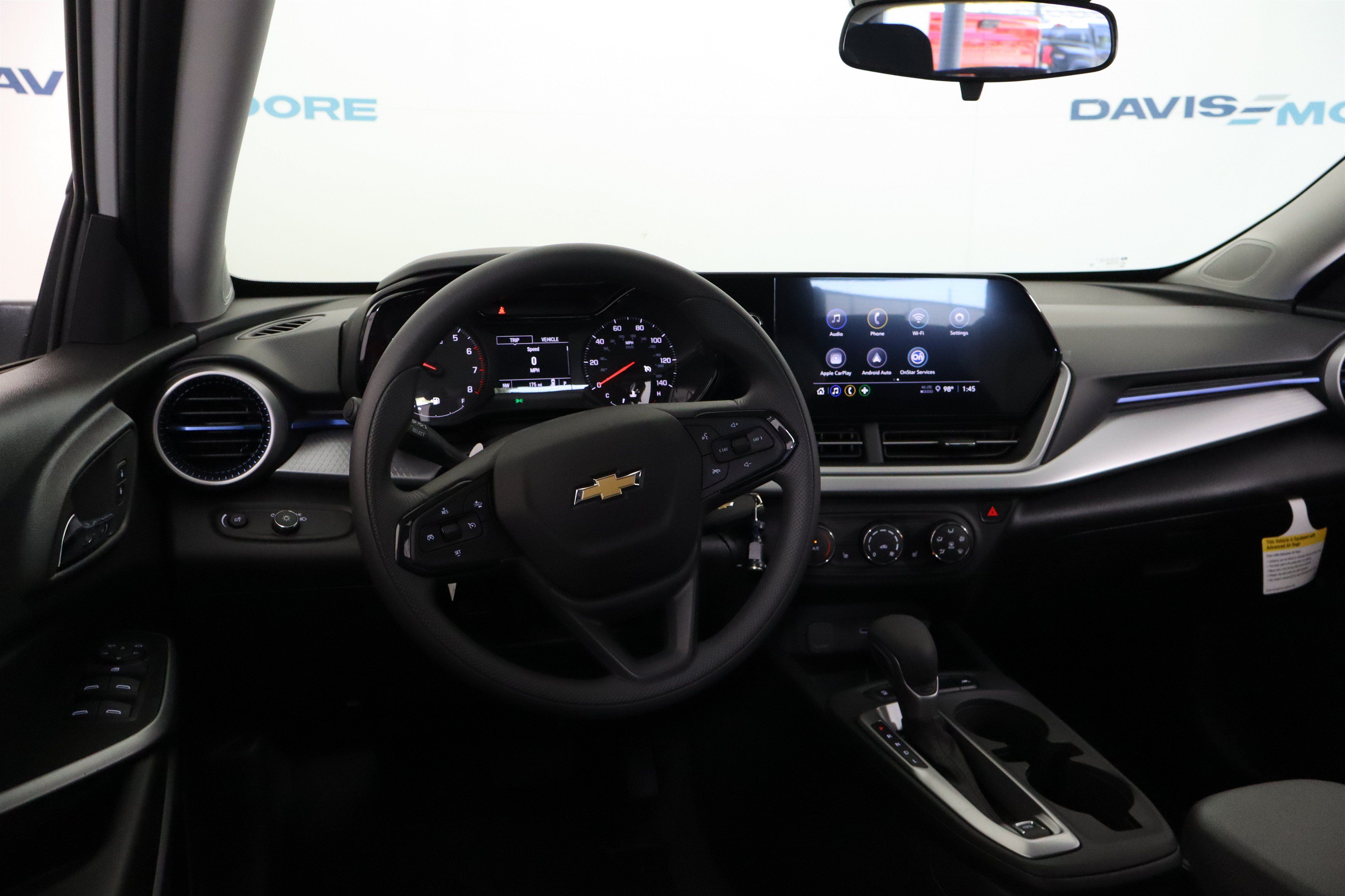 New 2026 Chevrolet Trax LS w/ LS Convenience Package FWD image 17