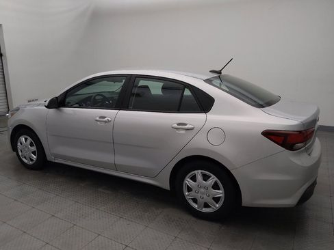 Used 2019 Kia Rio LX image 3