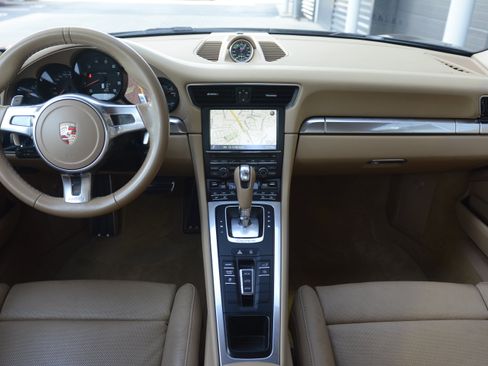 Certified 2014 Porsche 911 Carrera RWD image 20