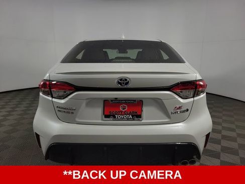Used 2024 Toyota Corolla SE image 7