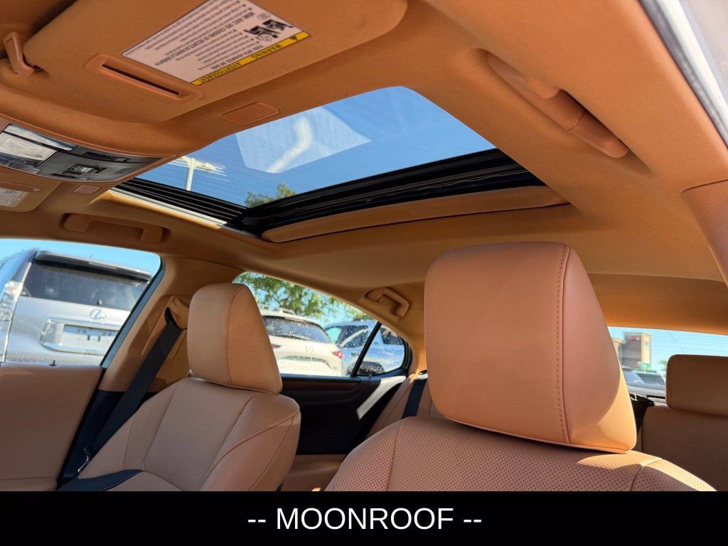 Used 2023 Lexus ES 350 w/ Premium Package FWD image 8