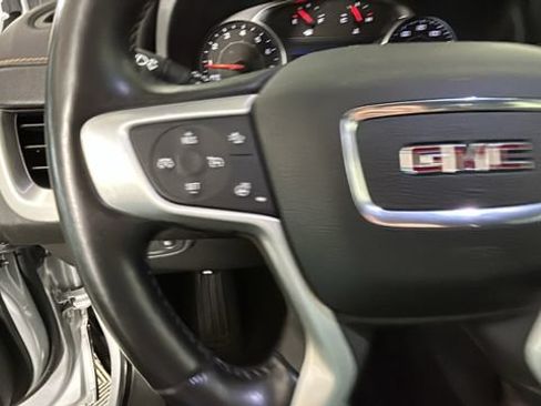 Used 2021 GMC Terrain SLT FWD image 16