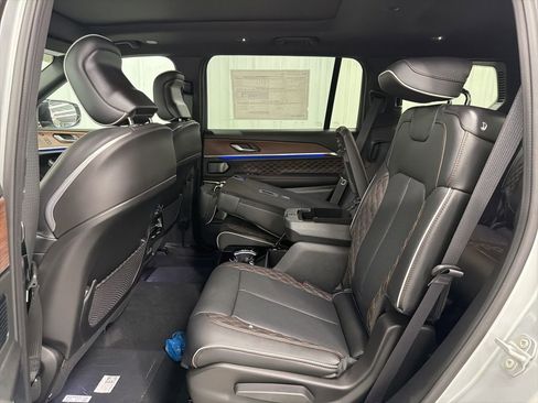 New 2025 Jeep Grand Cherokee L Summit w/ MOPAR Finishing Package image 10