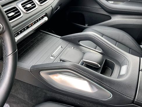 Used 2023 Mercedes-Benz GLE 350 4MATIC image 16