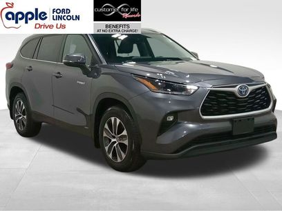 Used 2021 Toyota Highlander XLE