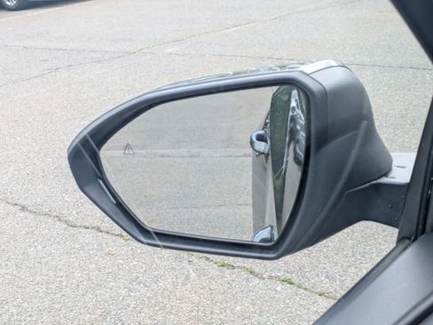 Used 2025 Hyundai Tucson Limited AWD/4WD image 32