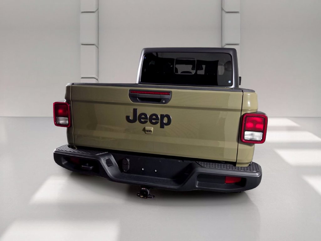 Used 2026 Jeep Gladiator Sport AWD/4WD image 5