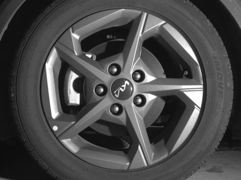 Used 2025 Kia K4 FWD image 12