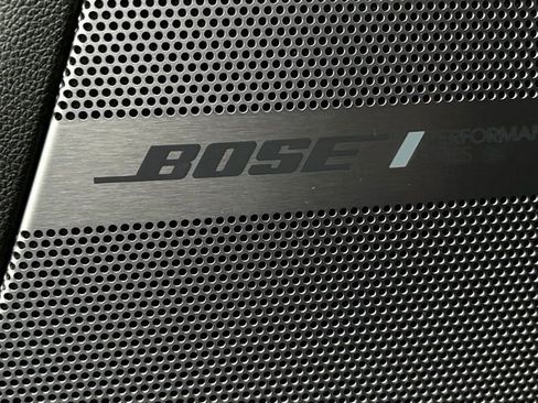 Used 2024 GMC Yukon XL Denali Ultimate image 12