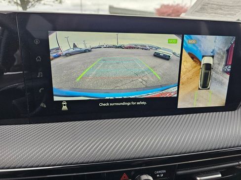 Used 2025 Nissan Kicks SR w/ SR Premium Package image 35