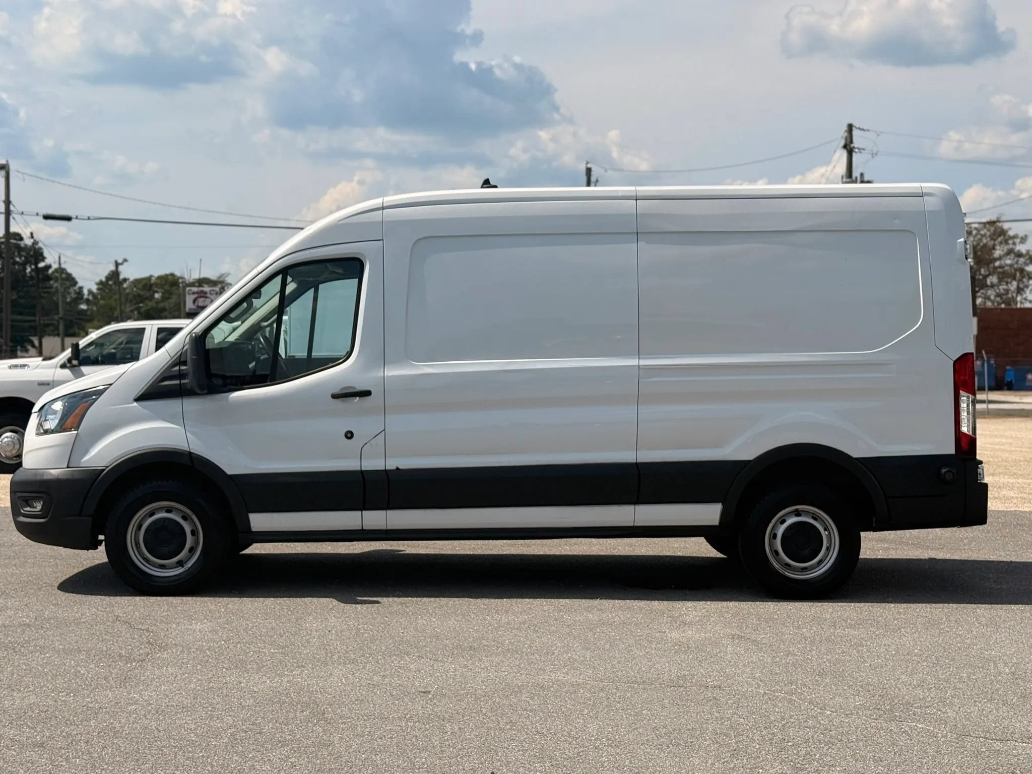 Used 2020 Ford Transit 250 Medium Roof w/ Load Area Protection Package RWD image 7