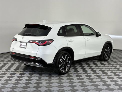 Used 2026 Honda HR-V EX-L image 7