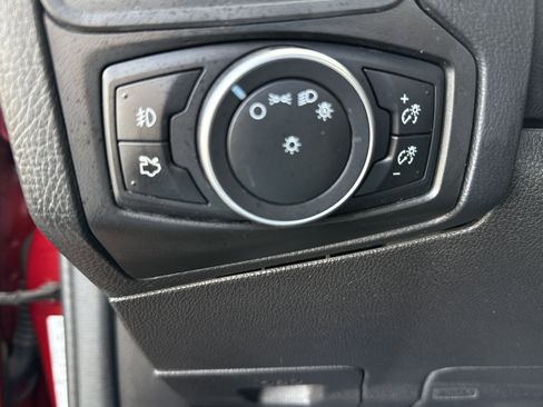 Used 2015 Ford Focus SE w/ Equipment Group 201A image 24