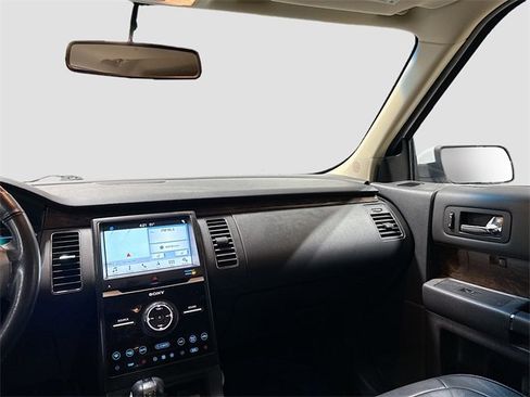 Used 2019 Ford Flex Limited image 23