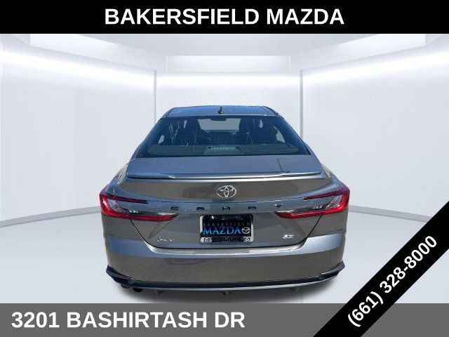 Used 2025 Toyota Camry SE FWD image 4