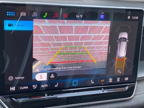 New 2026 Volkswagen Tiguan S FWD image 9