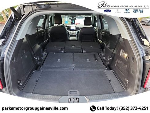 Certified 2021 Ford Explorer XLT w/ Equipment Group 202A image 8