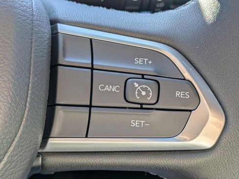 New 2026 Jeep Compass Latitude image 22