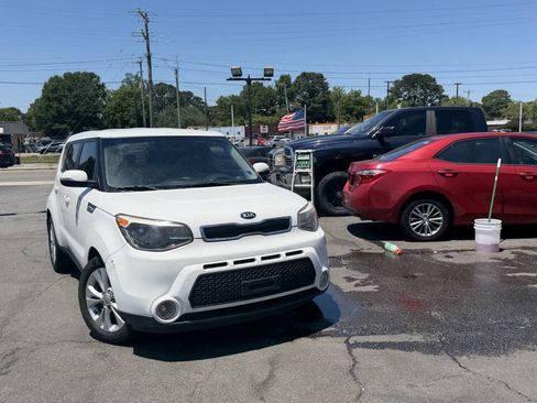 Used 2016 Kia Soul ! FWD image 10