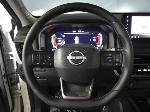 Certified 2026 Nissan Rogue Platinum w/ Platinum Premium Package AWD/4WD image 15