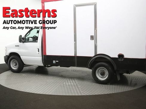 Used 2023 Ford E-350 and Econoline 350 Super Duty w/ Power Windows & Locks Group RWD image 61