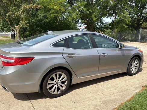Used 2013 Hyundai Azera FWD image 5
