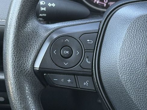 Used 2024 Toyota RAV4 XLE FWD image 14