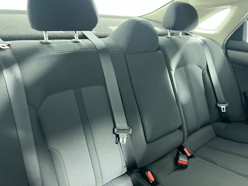 Used 2022 Kia K5 LXS image 31