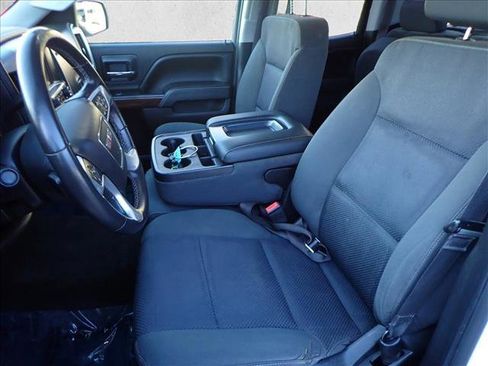 Used 2017 GMC Sierra 1500 SLE w/ SLE Value Package image 9