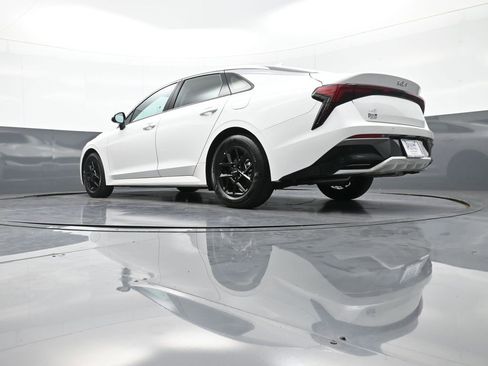 Certified 2025 Kia K5 LXS image 30