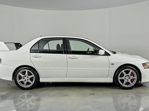 Used 2003 Mitsubishi Lancer Evolution AWD/4WD image 14