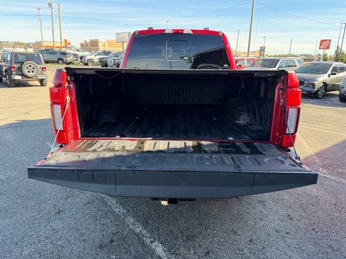 Used 2022 Ford F250 Lariat w/ Black Appearance Package AWD/4WD image 44