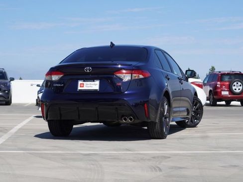 Used 2024 Toyota Corolla SE w/ SE Premium Package FWD image 7