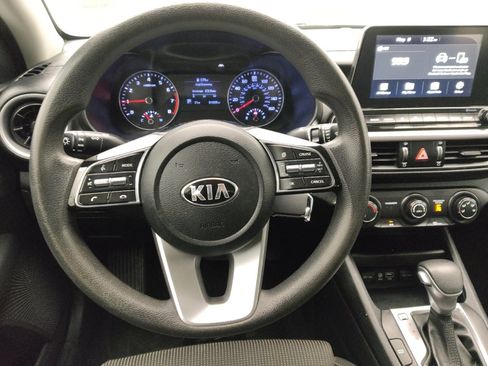Used 2021 Kia Forte LXS FWD image 22
