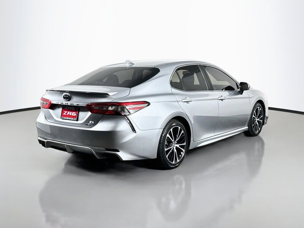 Used 2018 Toyota Camry SE w/ Audio Package FWD image 5